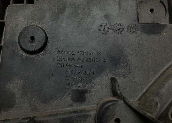 Porsche Cayenne Engine Cooling Fan Radiator 7P0121207B - Image 9