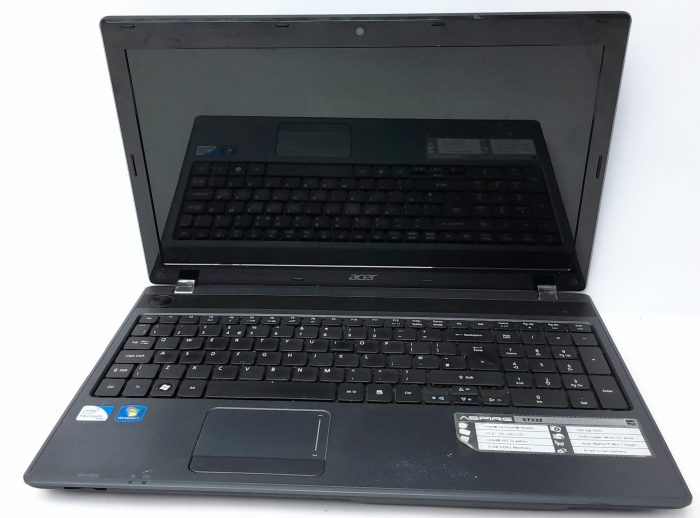 Acer_Aspire_5733z_2