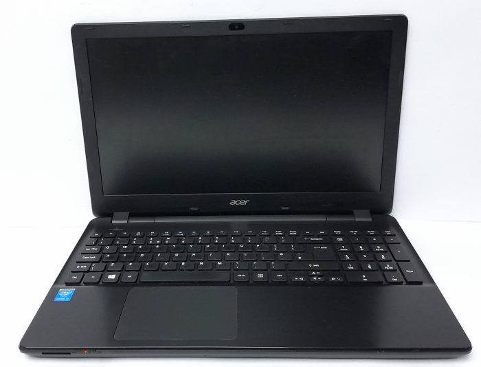 Acer_Travelmate_P256_2