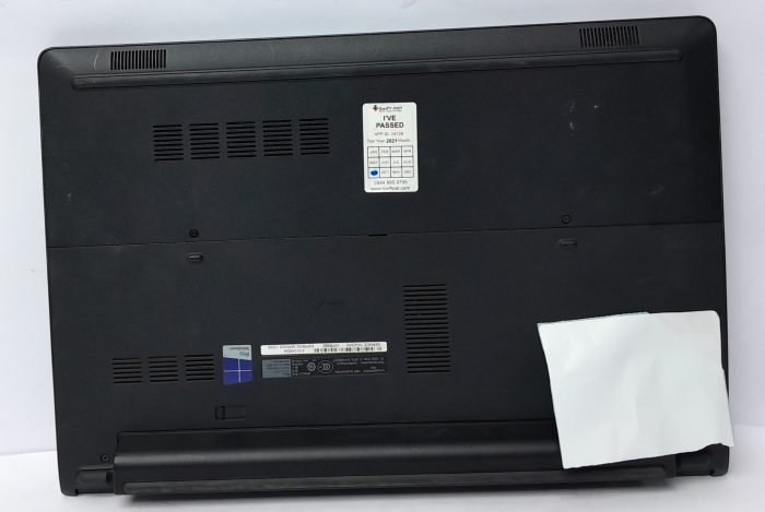 Dell_Latitude_3570_5
