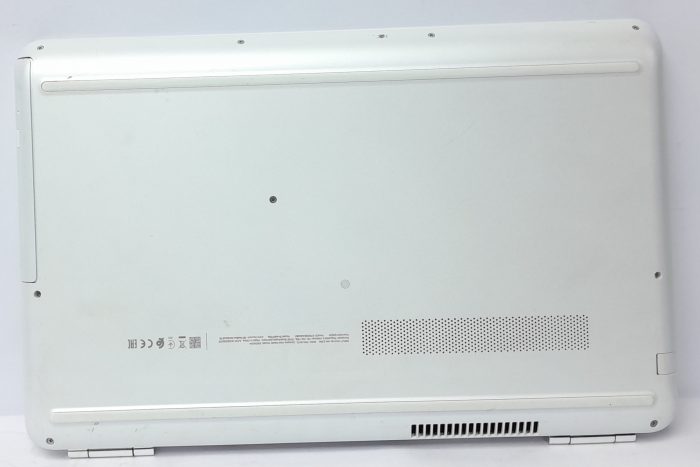 HP_Pavilion_15-au077na_5