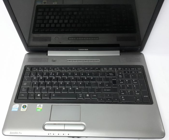 Toshiba_Satelite_Pro_P300_3