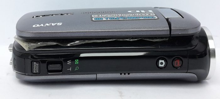 Sanyo 10 MP Camcorder Xacti - Image 4