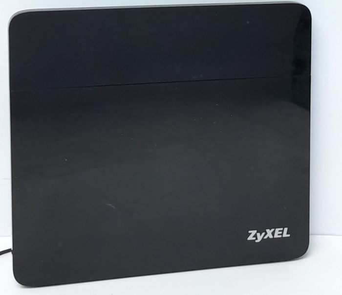 ZyXEL Gigabit Ethernet Dual Band Wireless Router VMG8924-B10A - Image 2