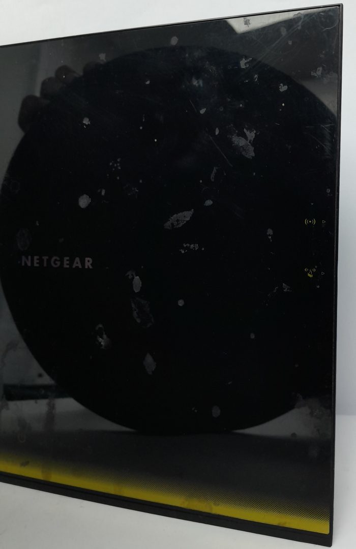 Netgear WiFi Router R6300 - Image 7