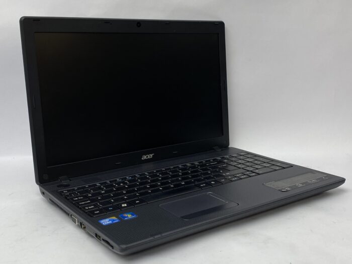 Acer_Travelmate_5744_2