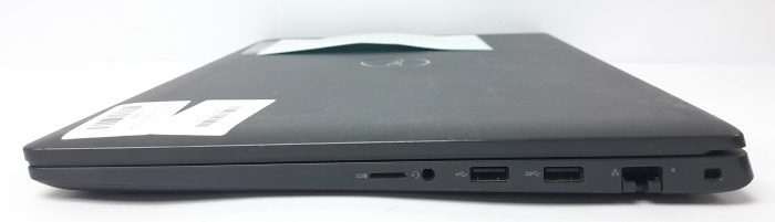 Dell_Latitude_3520_5