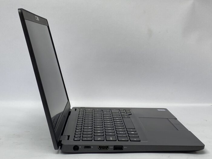 Dell_Latitude_5300_4