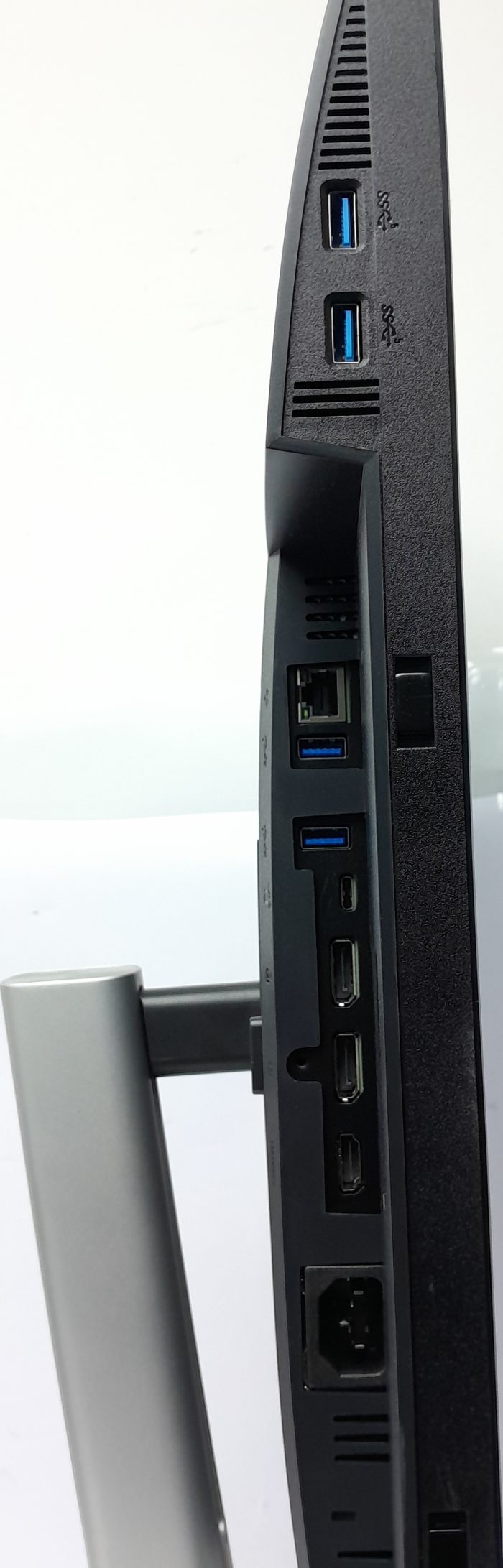 Dell_P2422he_3