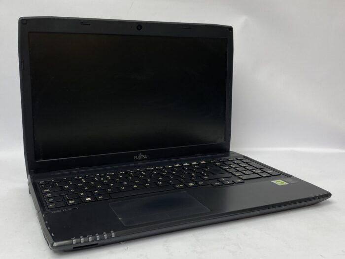 Fujitsu_Lifebook_A555_2