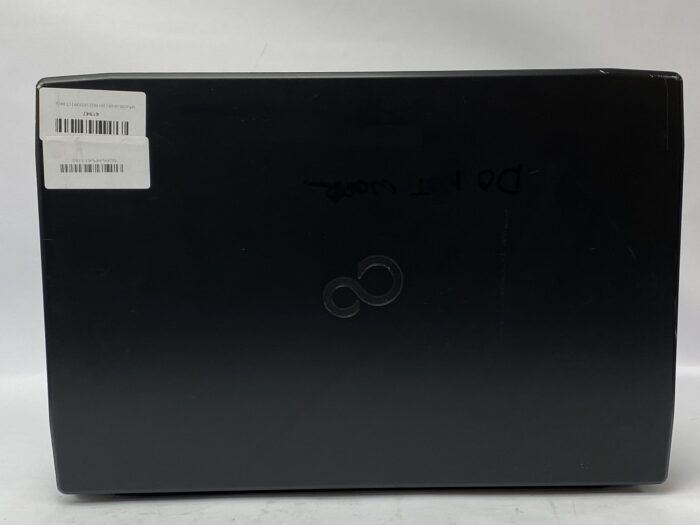 Fujitsu_Lifebook_A555_3