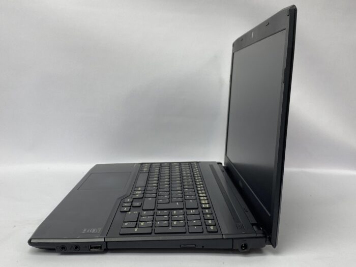 Fujitsu_Lifebook_A555_5