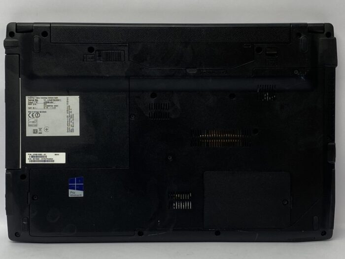 Fujitsu_Lifebook_A555_6