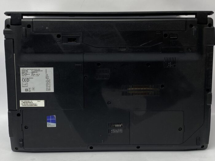 Fujitsu_Lifebook_A555_7
