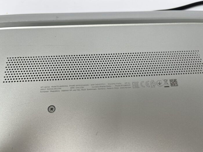 HP_15-da0600sa_3