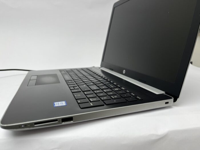 HP_15-da0600sa_6