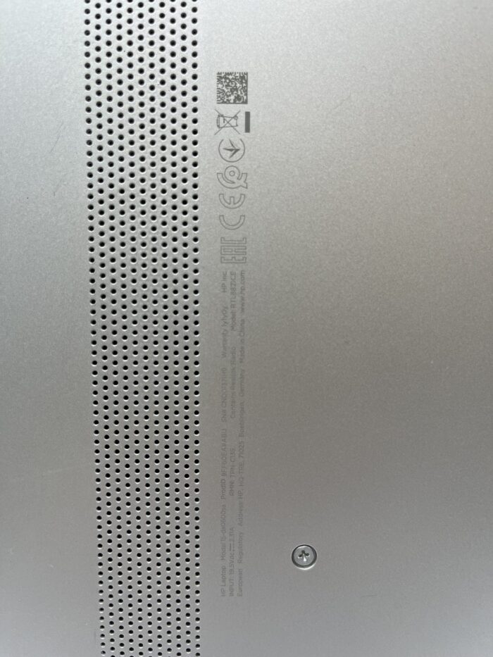 HP_15-da0600sa_8