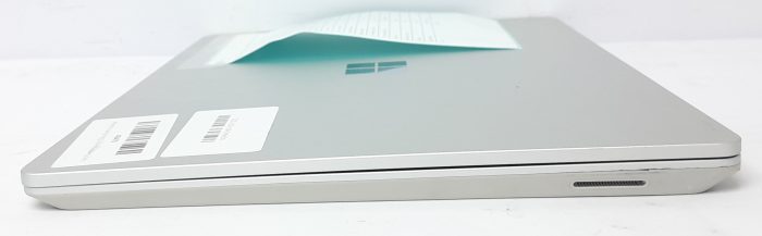 Microsoft_Surface_4
