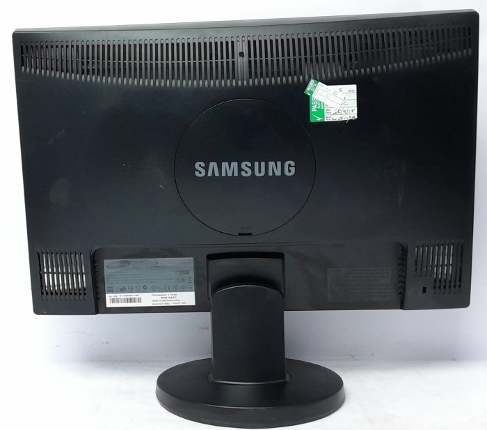 Samsung_Syncmaster_943nw_5