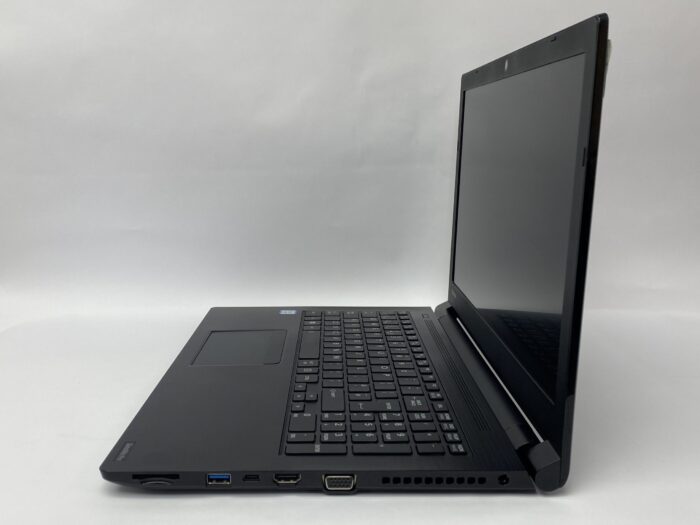 Toshiba_Satelite_Pro_R50_Ec_130_4