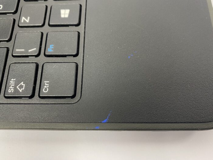 Dell_Latitude_3190_6