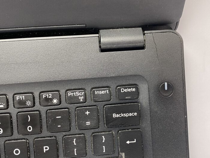 Dell_Latitude_3490_6