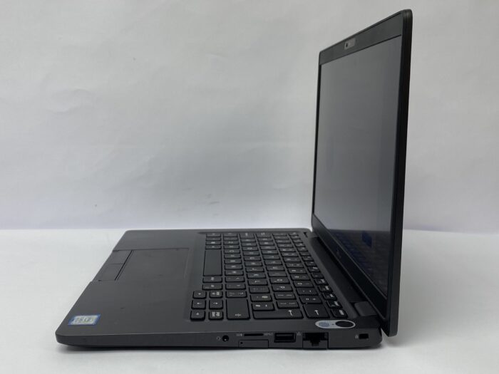 Dell_Latitude_5300_5