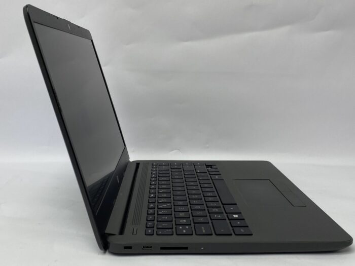 HP_245_G8_5