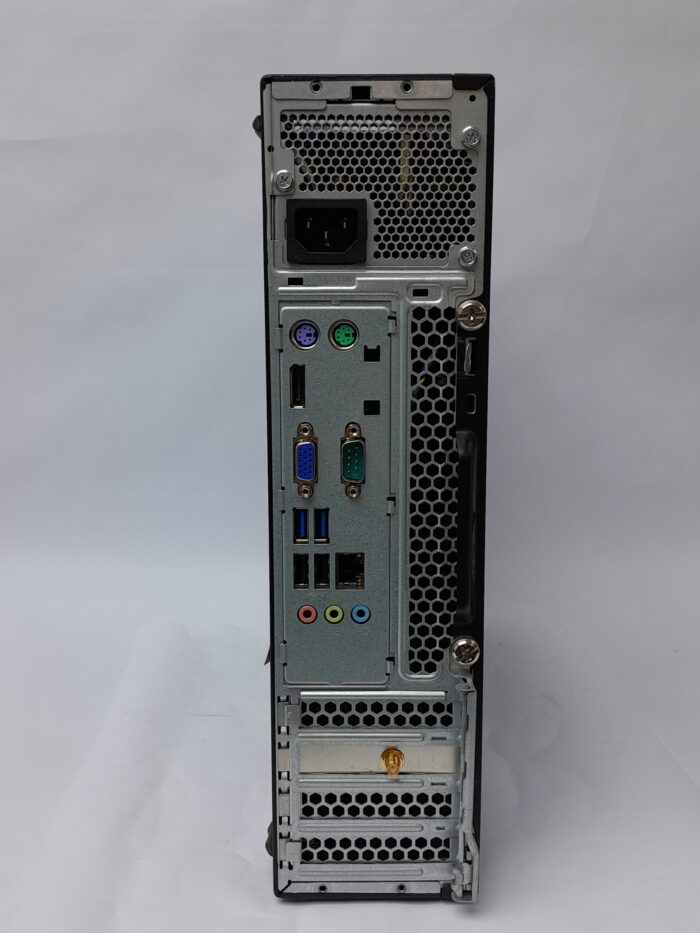 Lenovo_Thinkcentre_M700_3