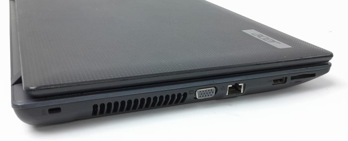 Acer_Travelmate_5335__3