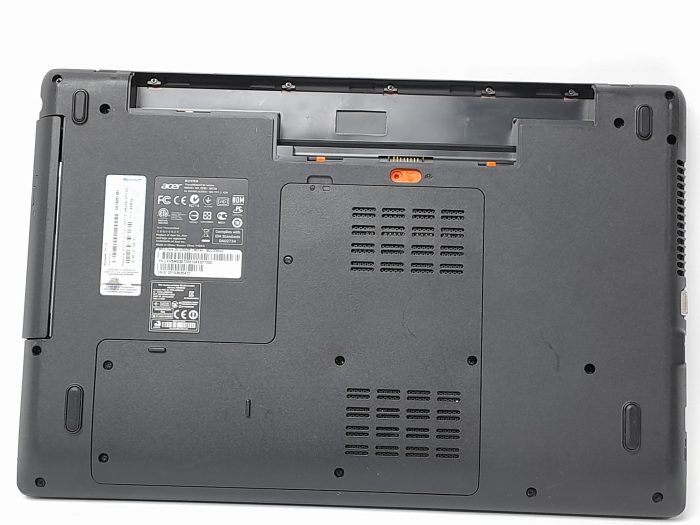 Acer_Travelmate__5744_5