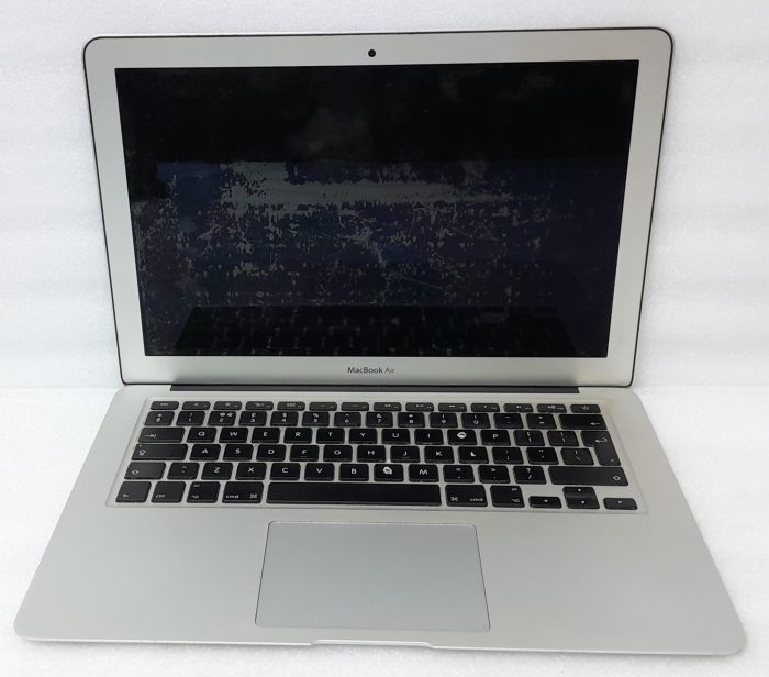 Apple_MacBook_Air_5,2_2