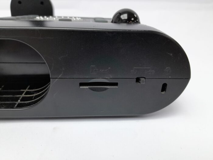 Avermedia F30