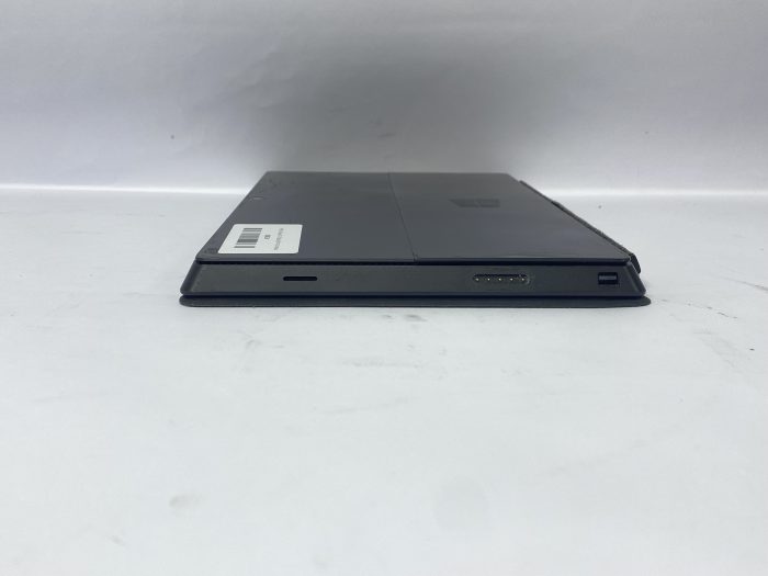 Microsoft_Surface_4