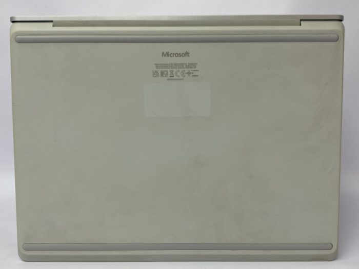 Microsoft_Surface_7