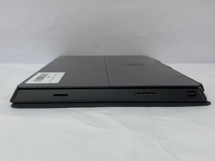 Microsoft_Surface_Pro_5