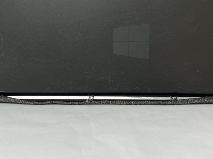 Microsoft_Surface_Pro_6