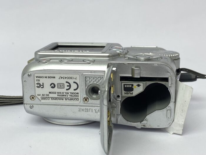 Olympus D535 Zoom