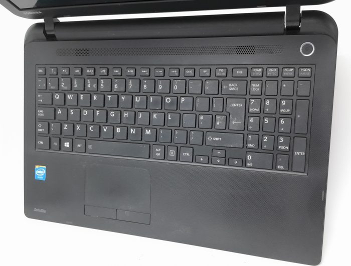 Toshiba_Satelite__C50-b-14d_2
