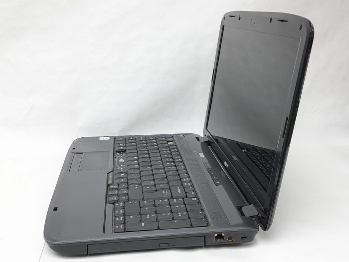 Acer_Aspire_5735z_3
