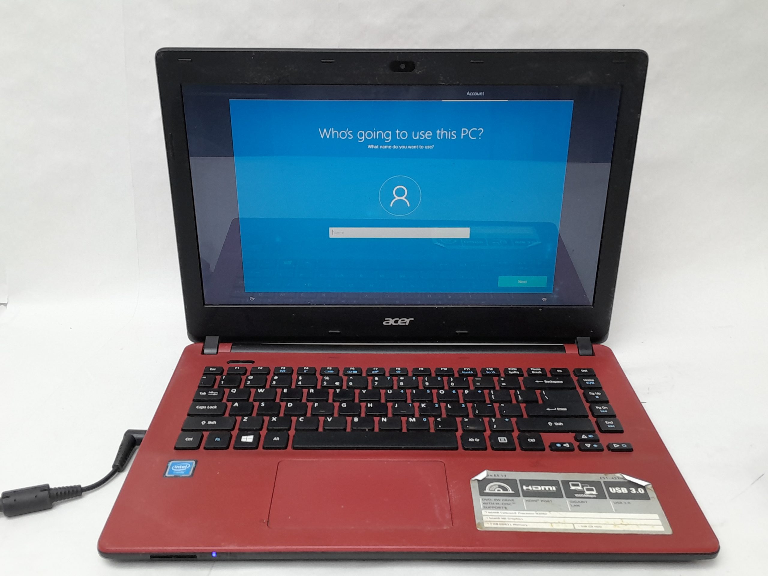 Acer_Es1431_1.jpg Acer_Es1431_1
