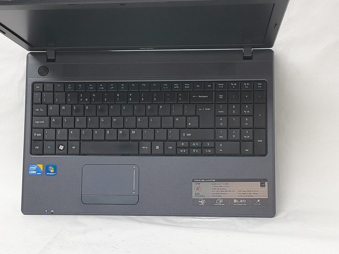Acer_Travelmate_5744_2