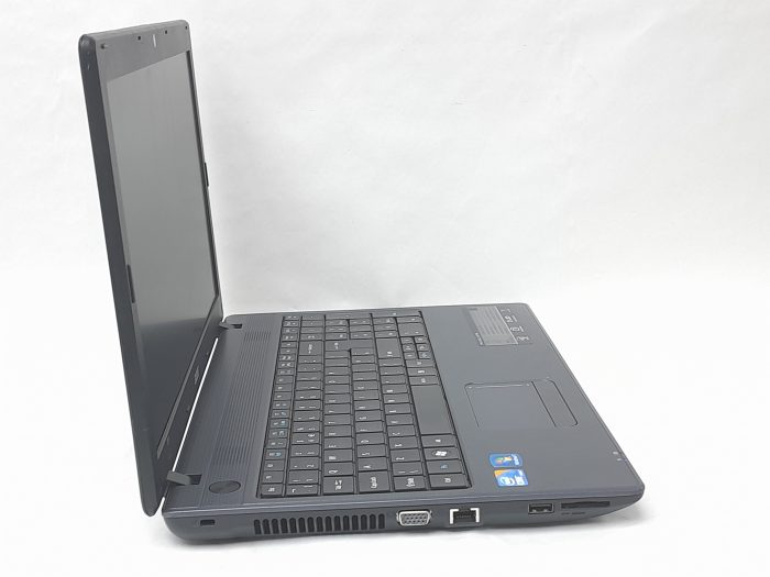 Acer_Travelmate_5744_4