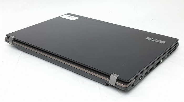 Acer_Travelmate_8573_8