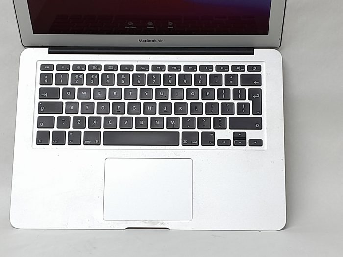 Macbook Air 6,2
