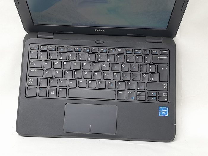 Dell_Latitude_3190_2