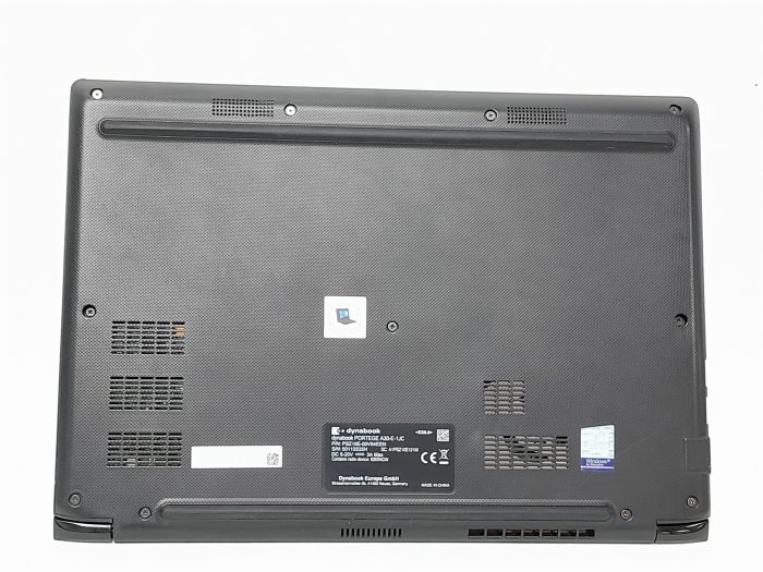 Dynabook_Portege_A30_6