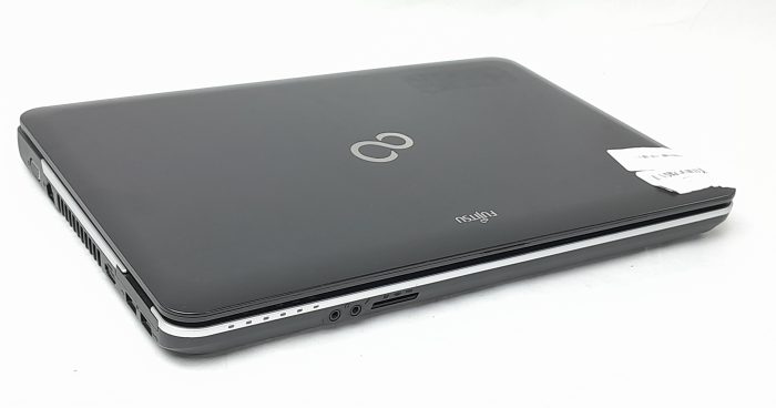 Fujitsu_A512_5