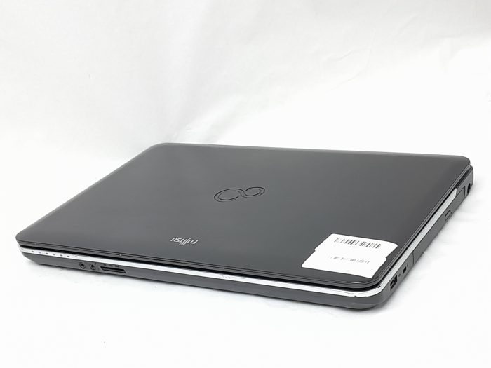 Fujitsu_A512_8
