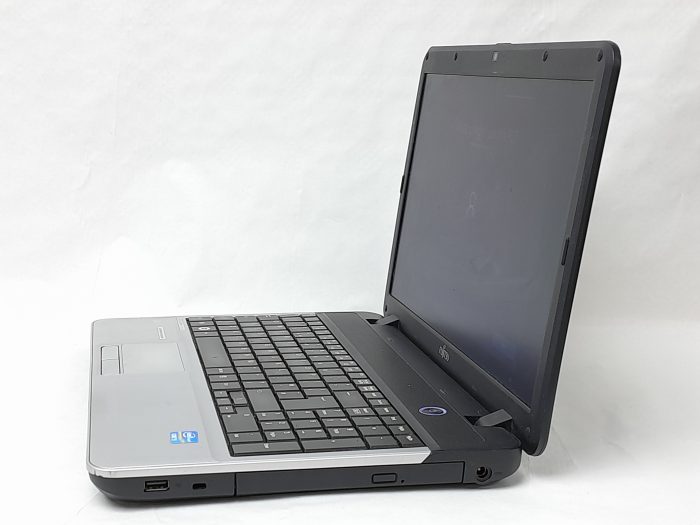 Fujitsu_Lifebook_A_Series_A531_5